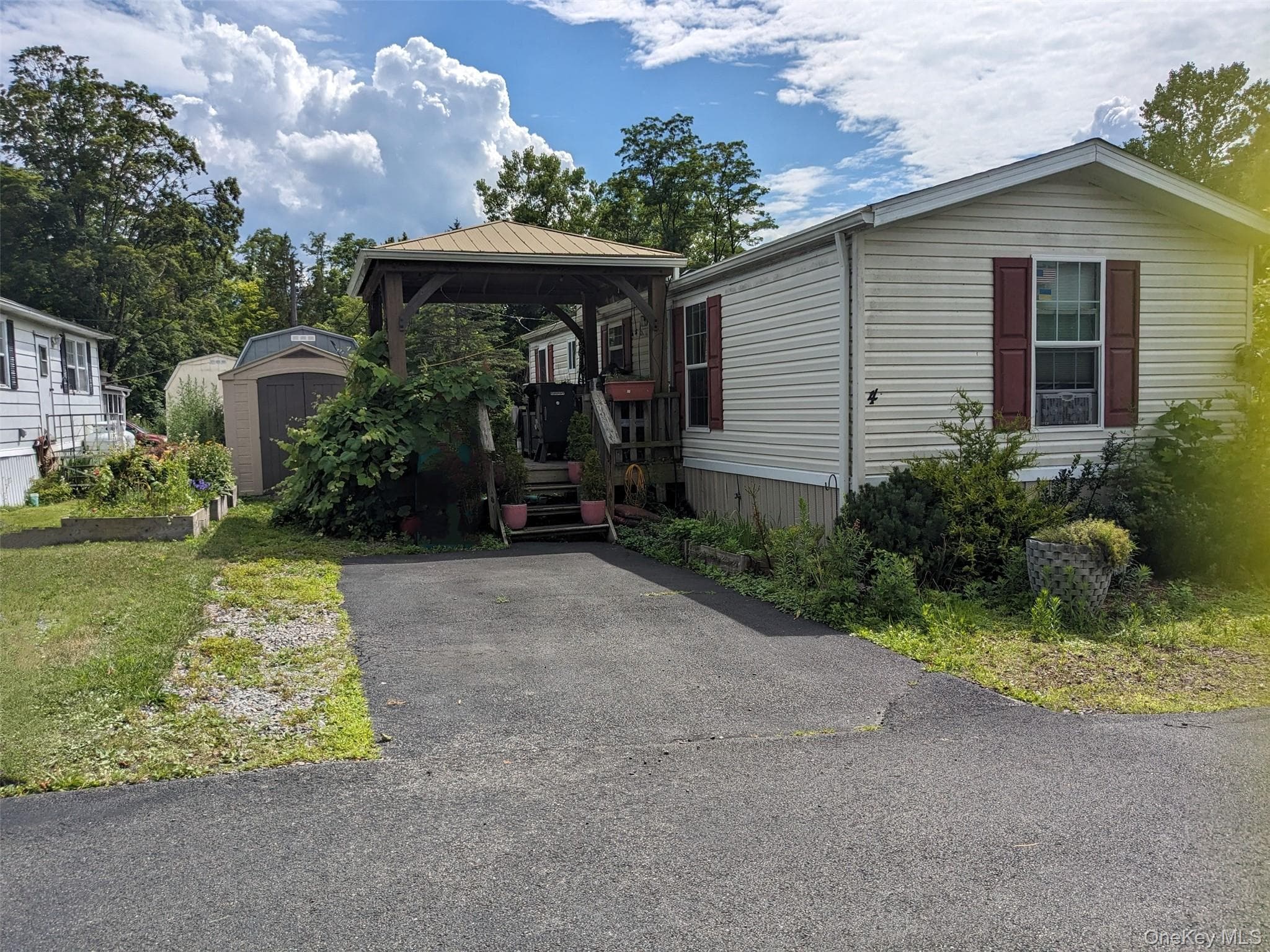 4 Treeline Circle Unit: 4, Cold Spring