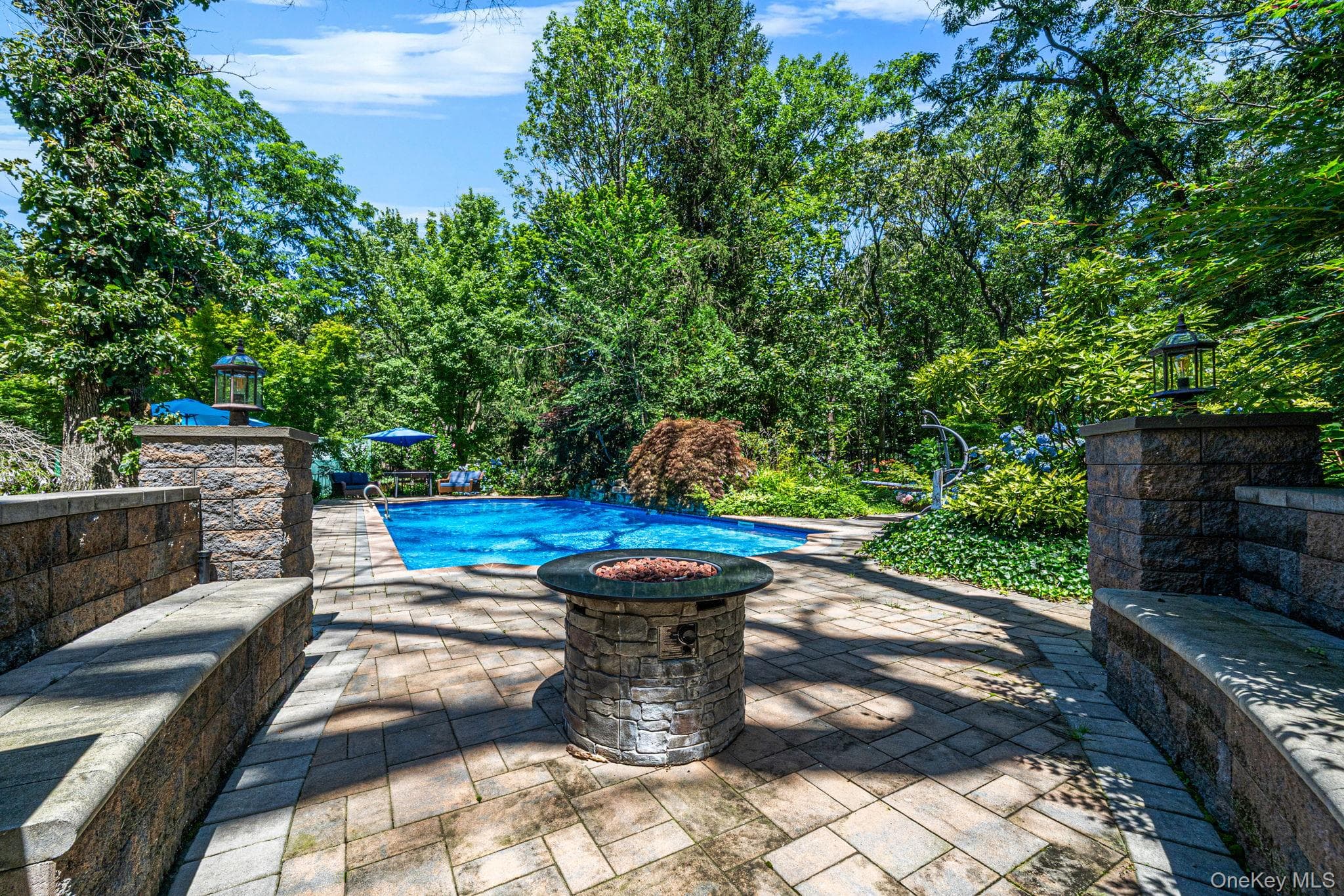 77 Shore Road thumbnail 40