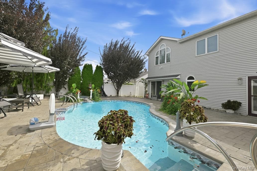 2555 Arleigh Road thumbnail 15