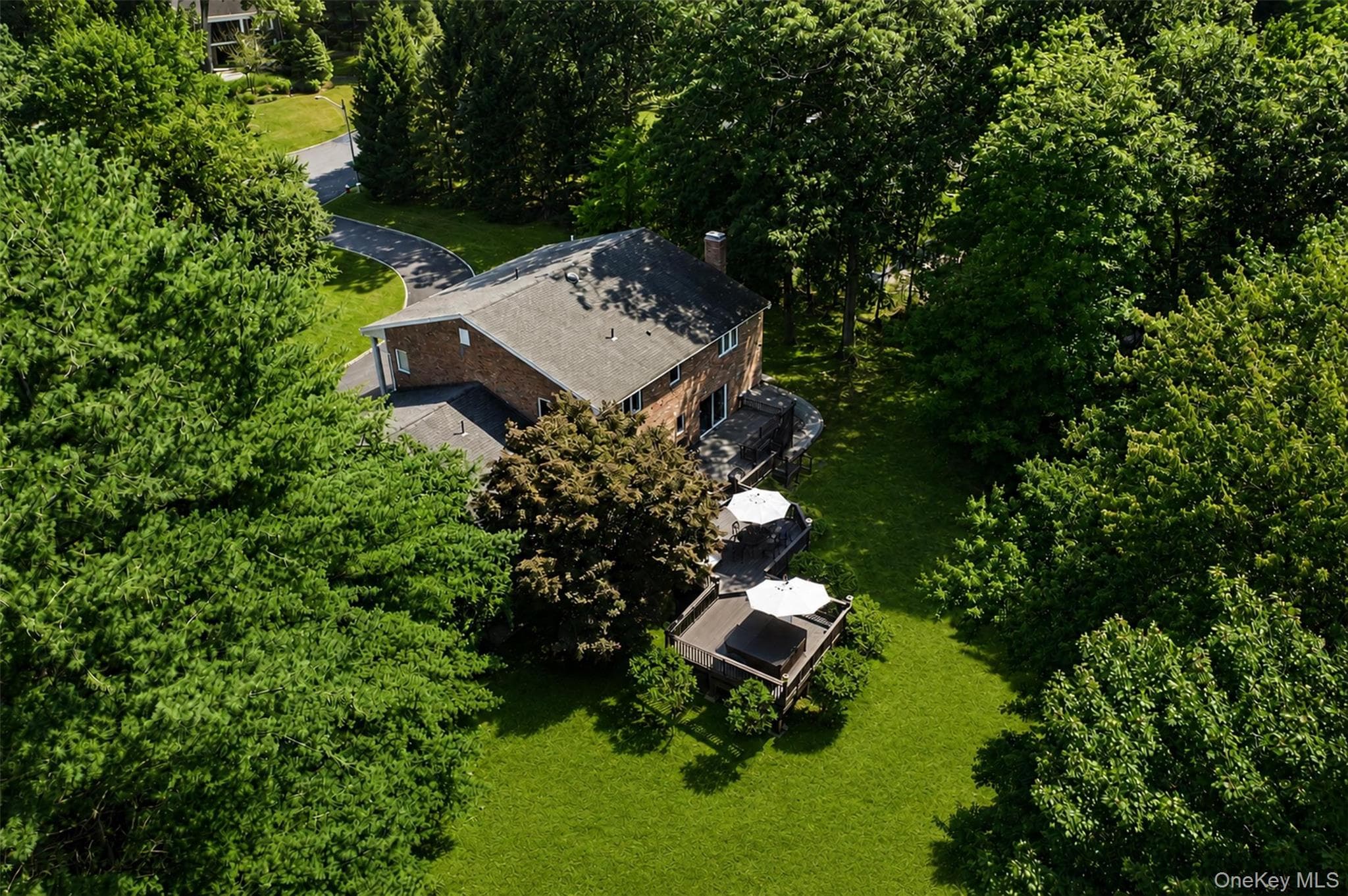 391 Pleasant Hill Drive thumbnail 3