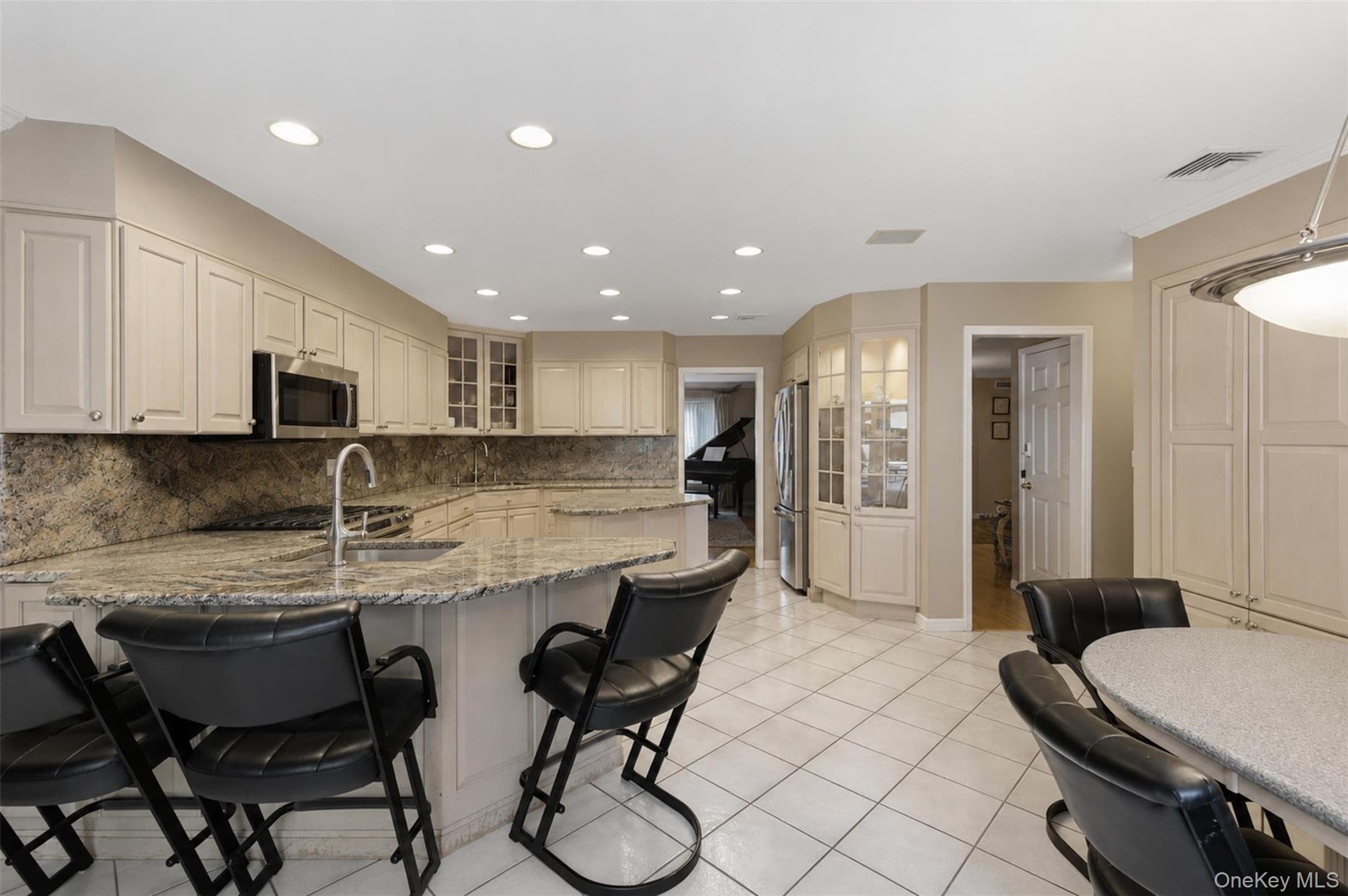 391 Pleasant Hill Drive thumbnail 11