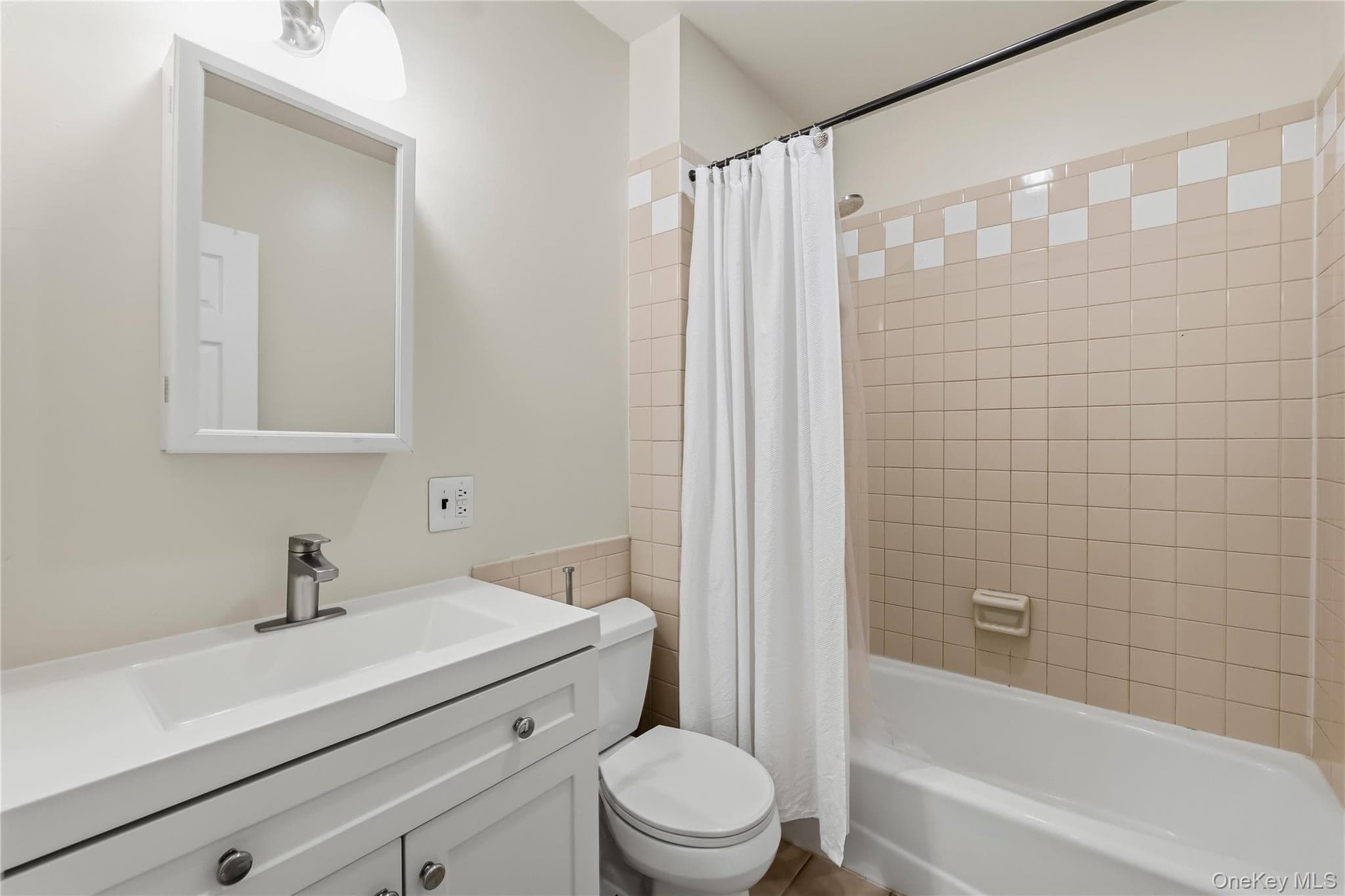 629 Belden Street thumbnail 45