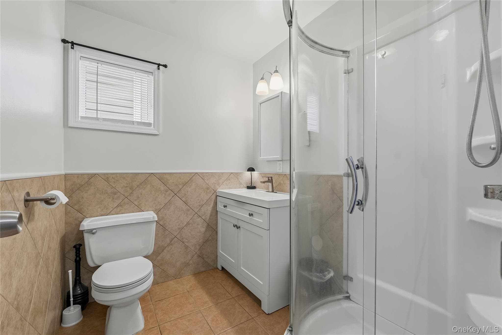 629 Belden Street thumbnail 15
