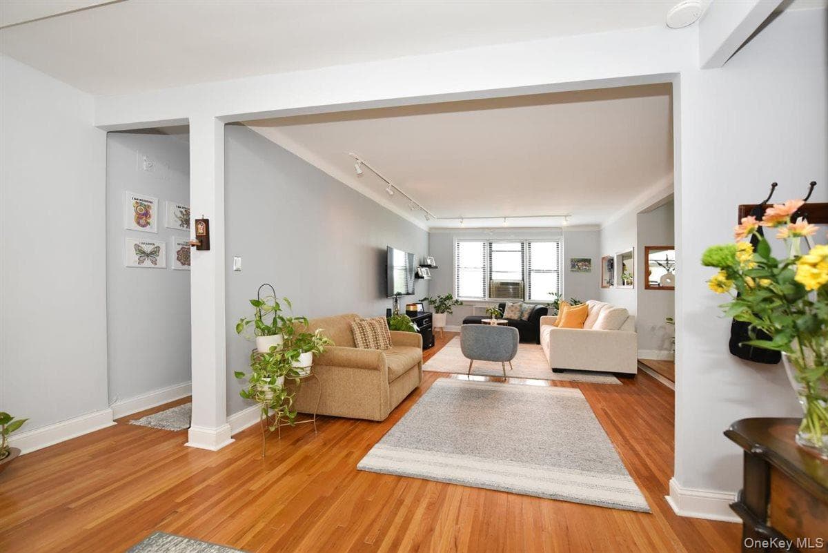 143-50 Hoover Avenue Unit: 503, Briarwood