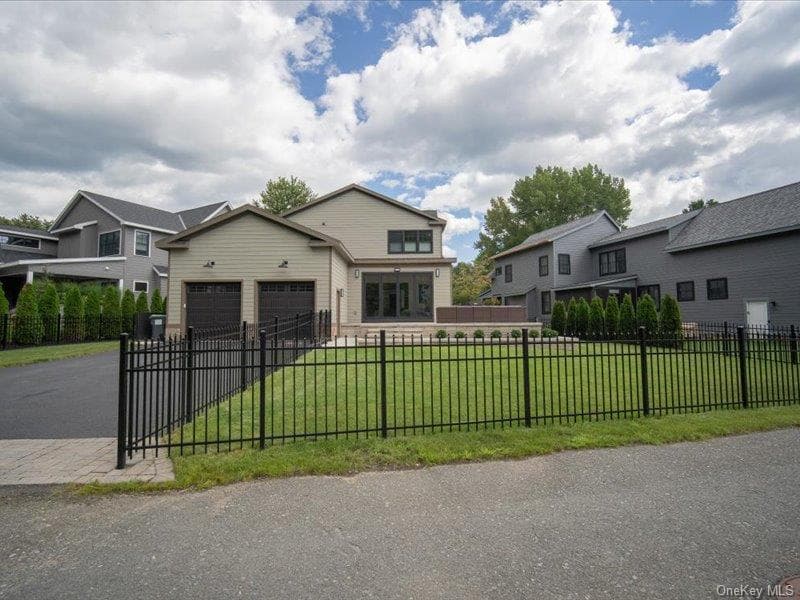 31 Oak Riidge Boulevard thumbnail 45