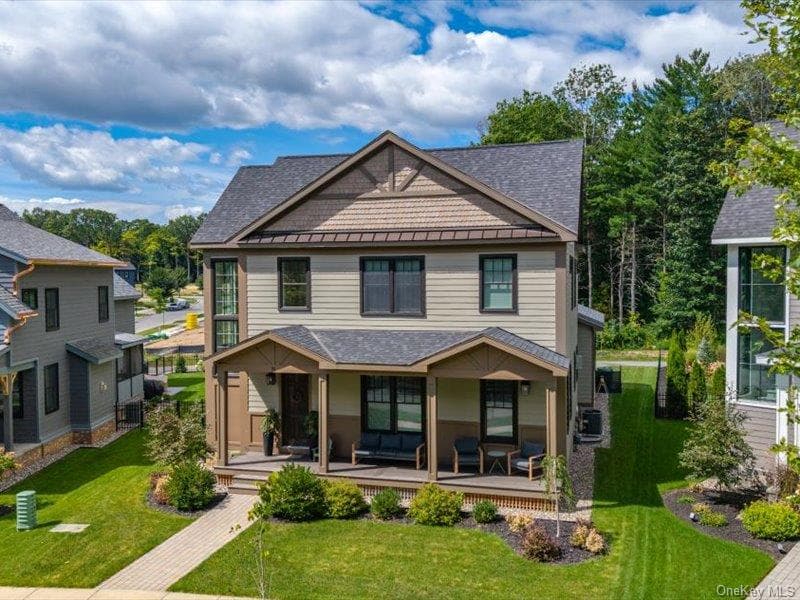 31 Oak Riidge Boulevard photo 1