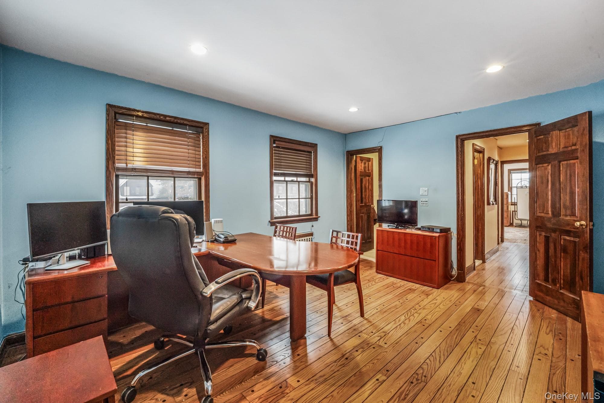 31 Puritan Avenue thumbnail 25