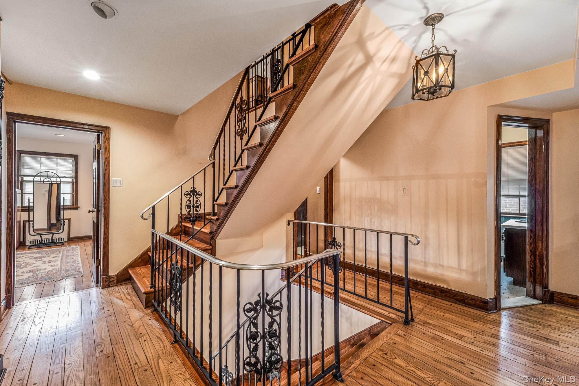 31 Puritan Avenue thumbnail 21
