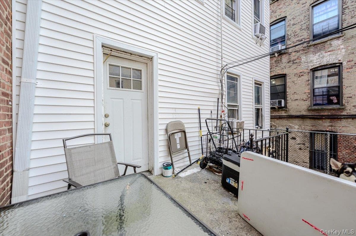 719 Van Nest Avenue thumbnail 11