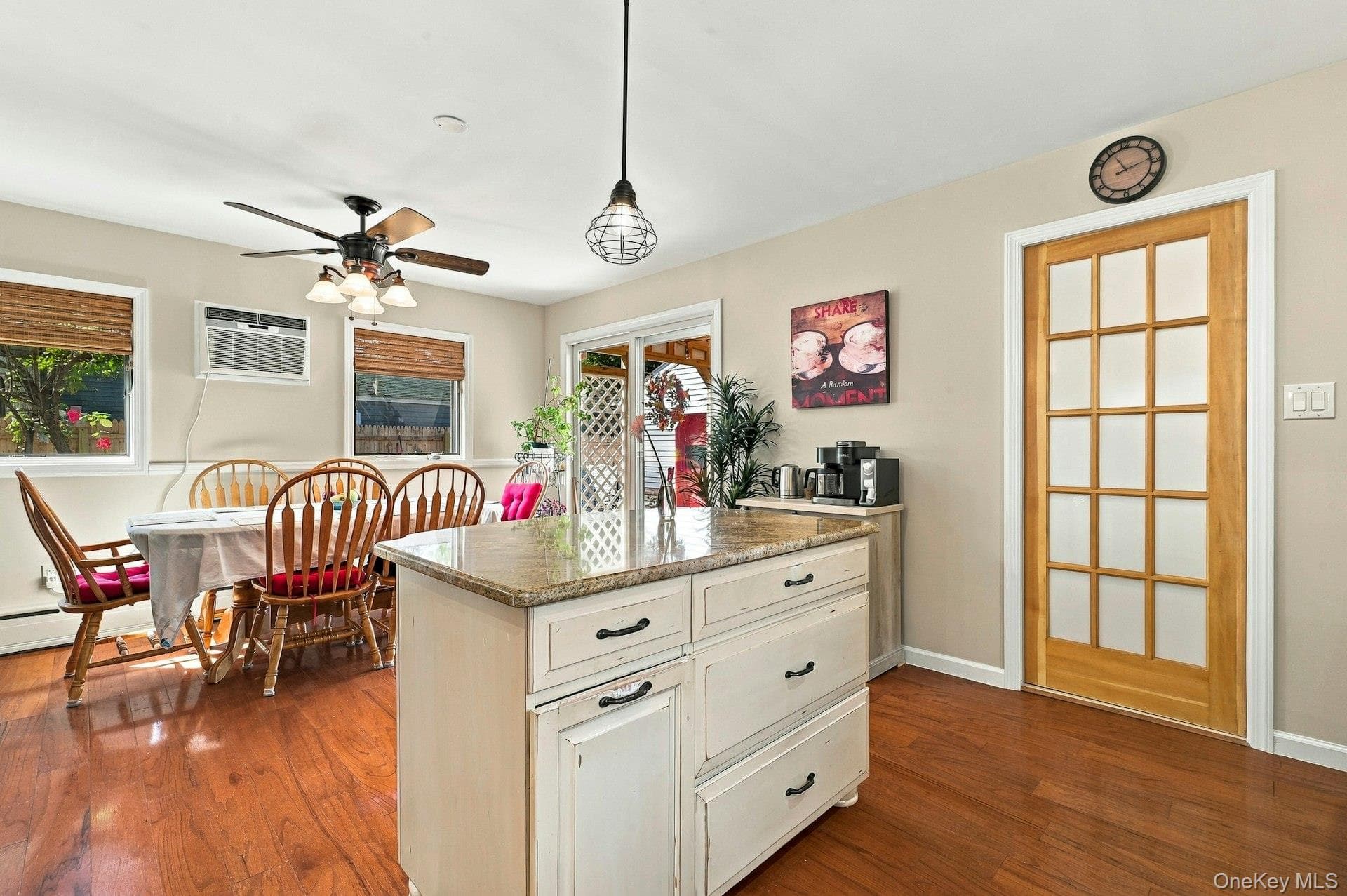 724 Sandra Avenue thumbnail 20