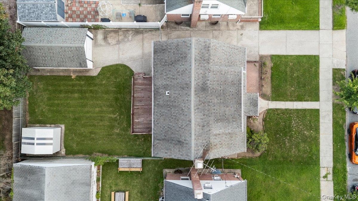 7607 Hewlett Street thumbnail 32