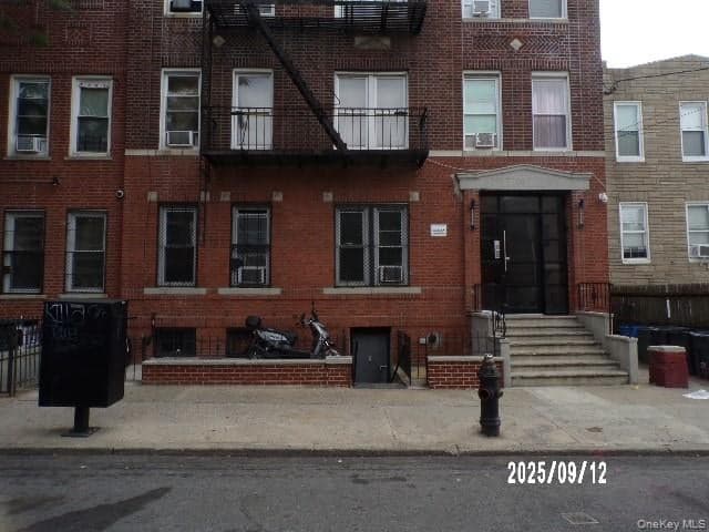 179 Milford Street thumbnail 2