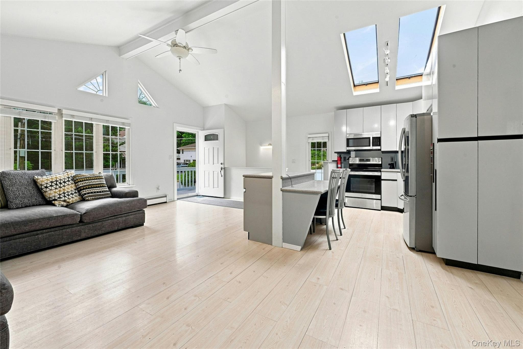 128 Walnut Road thumbnail 4