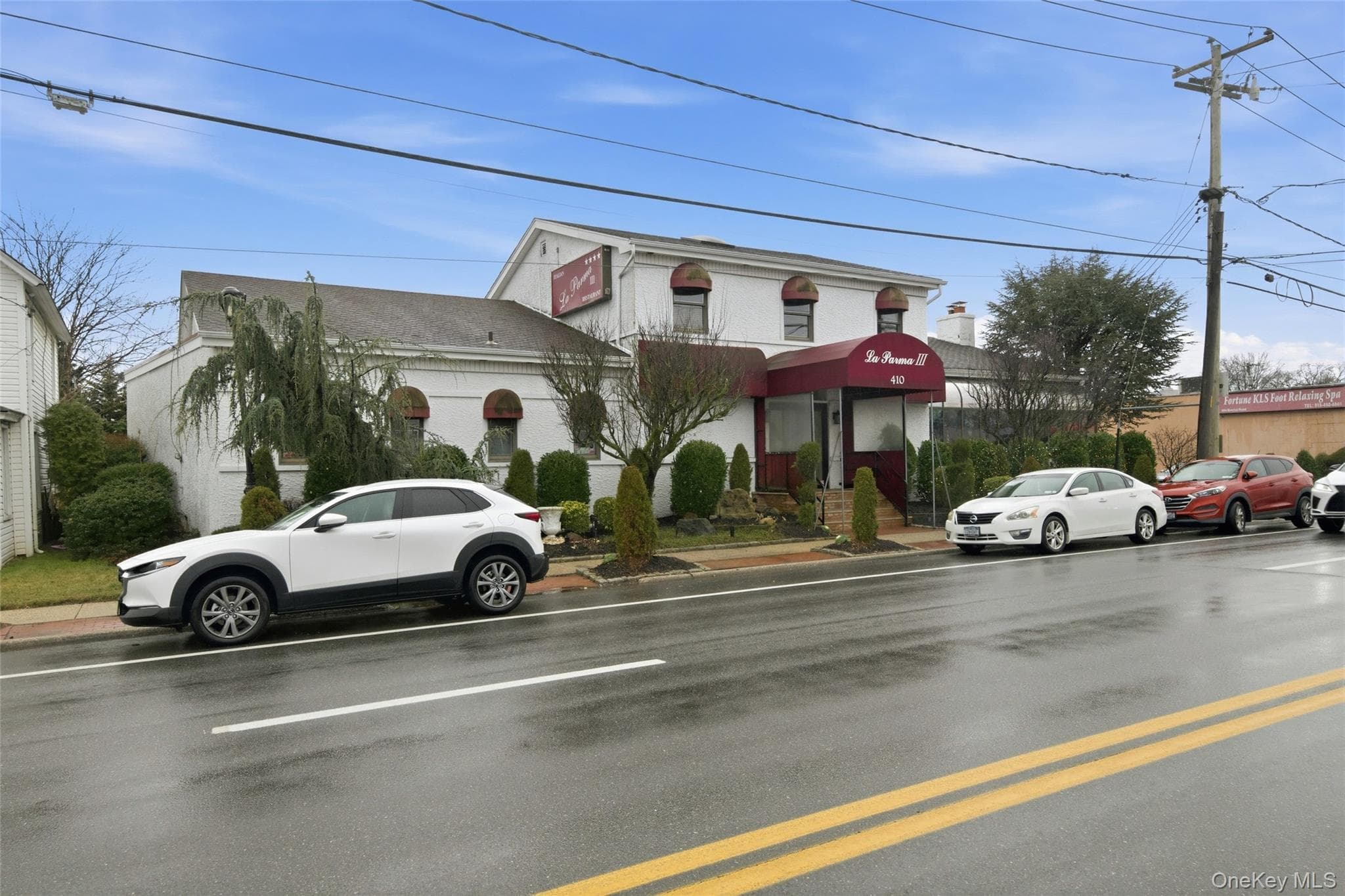 410 Merrick Road thumbnail 3