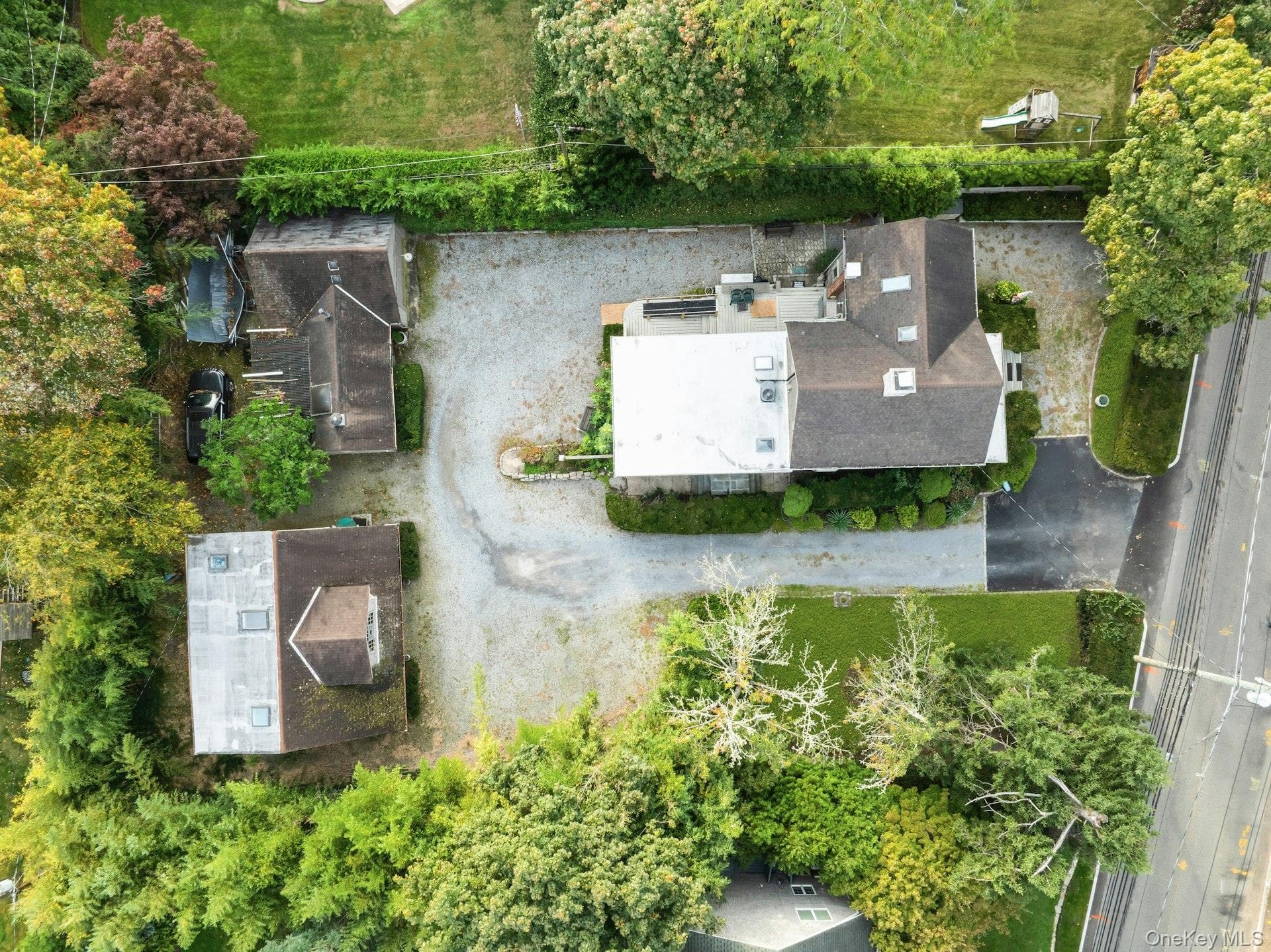 126 Harbor Hill Road thumbnail 29