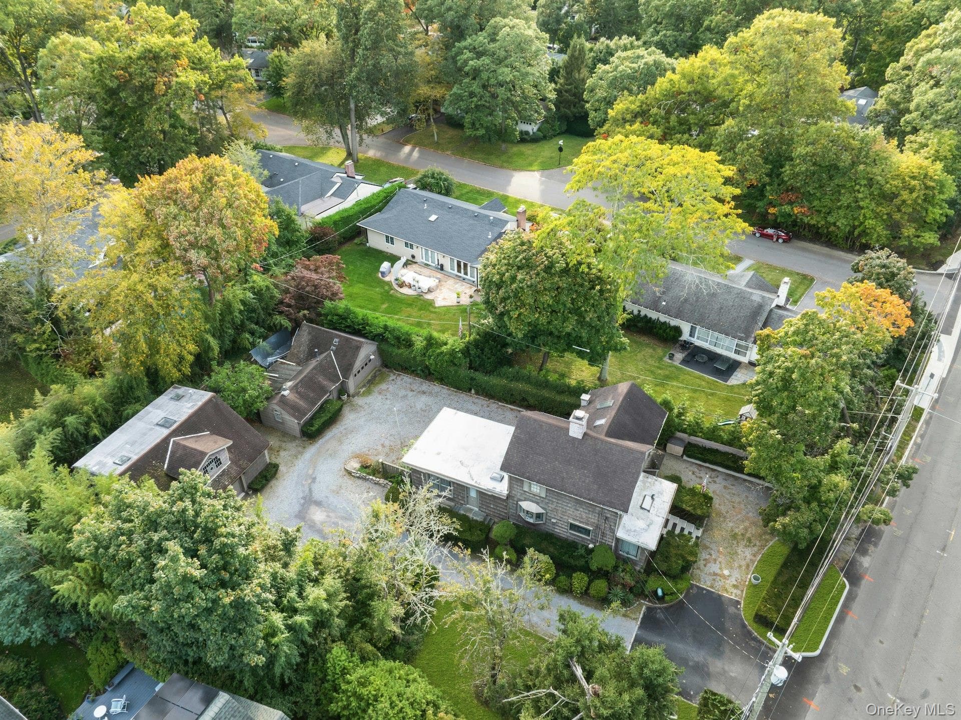 126 Harbor Hill Road thumbnail 28