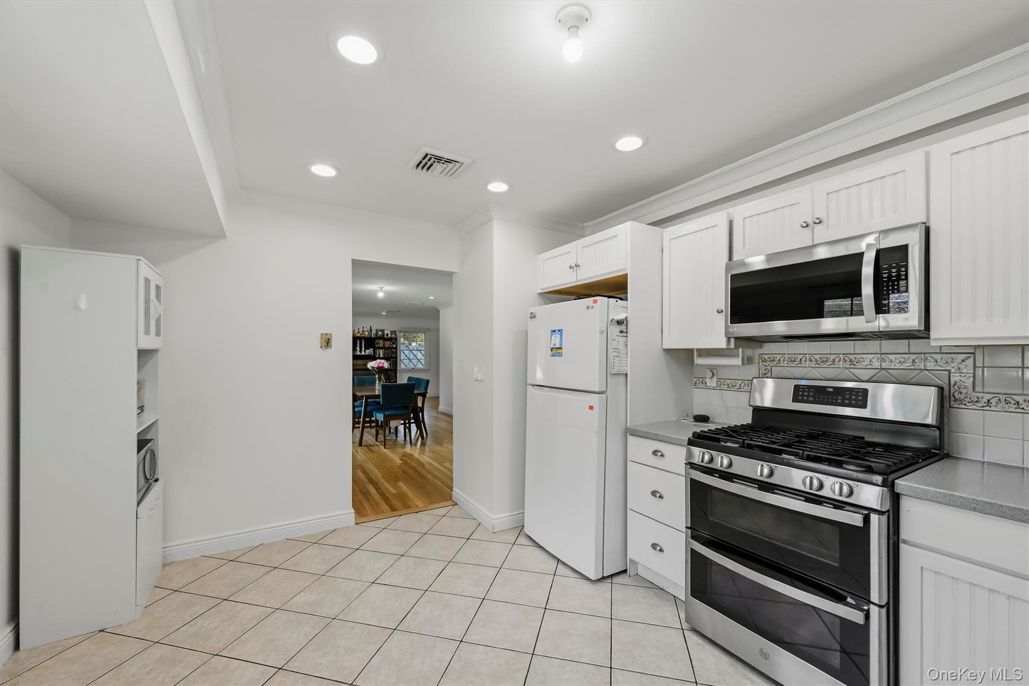 7 Woodridge Drive thumbnail 17