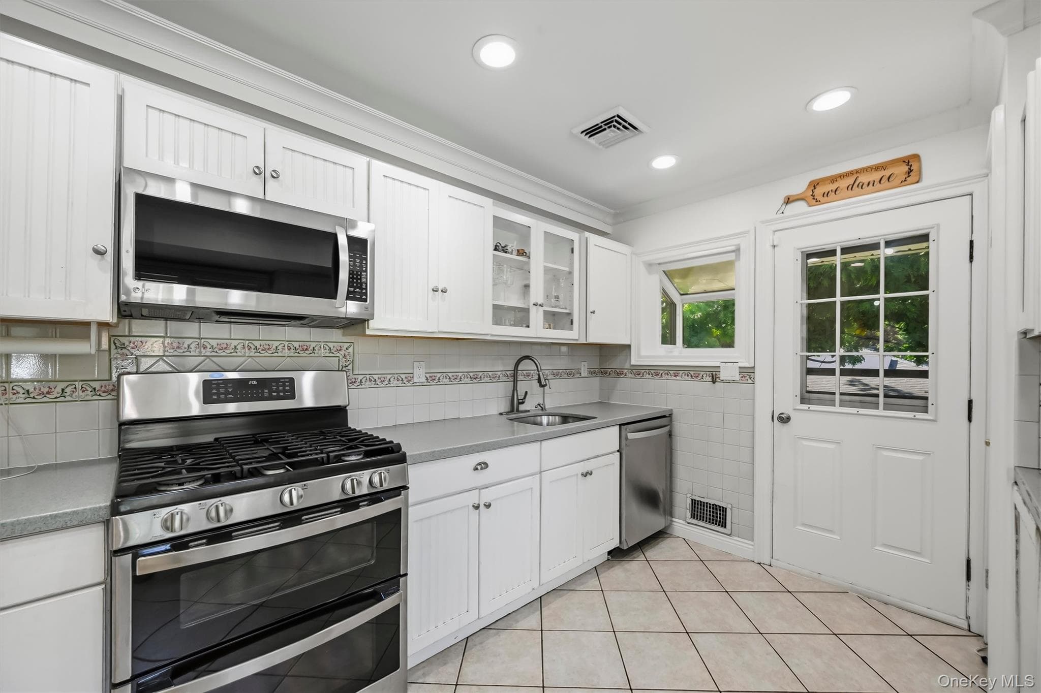 7 Woodridge Drive thumbnail 18
