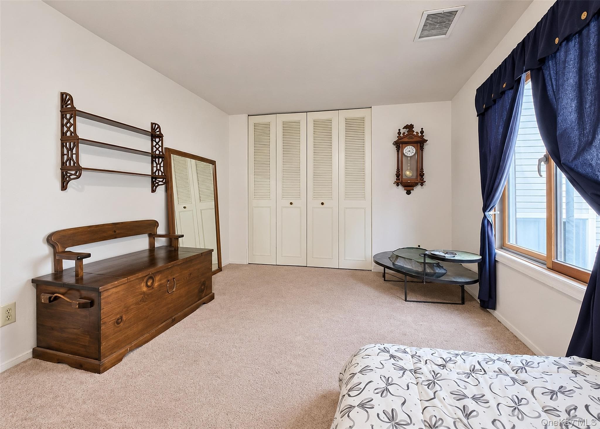 810 Woodland Court thumbnail 14