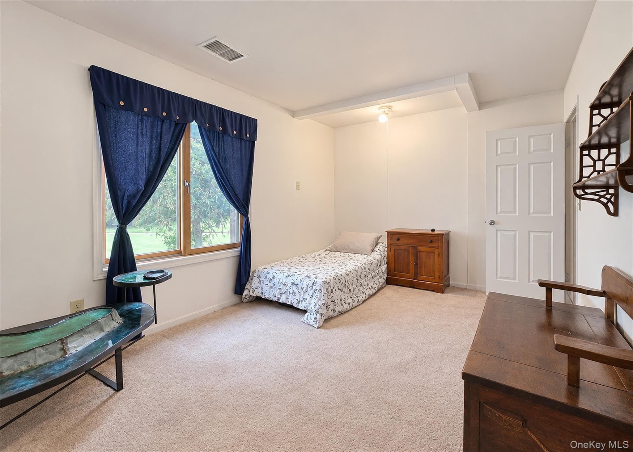 810 Woodland Court thumbnail 13