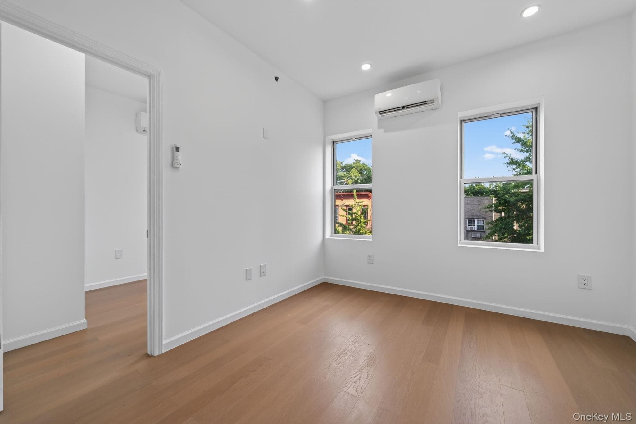 663 Macdonough Street thumbnail 19