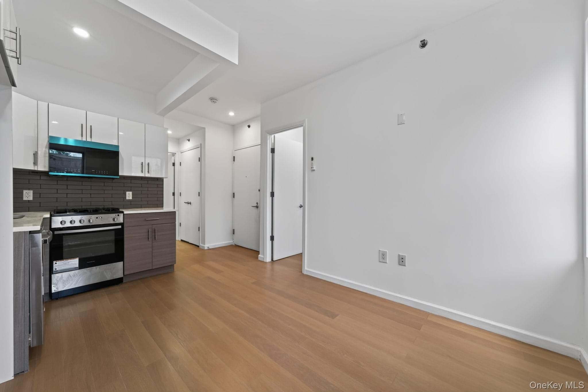 663 Macdonough Street thumbnail 10