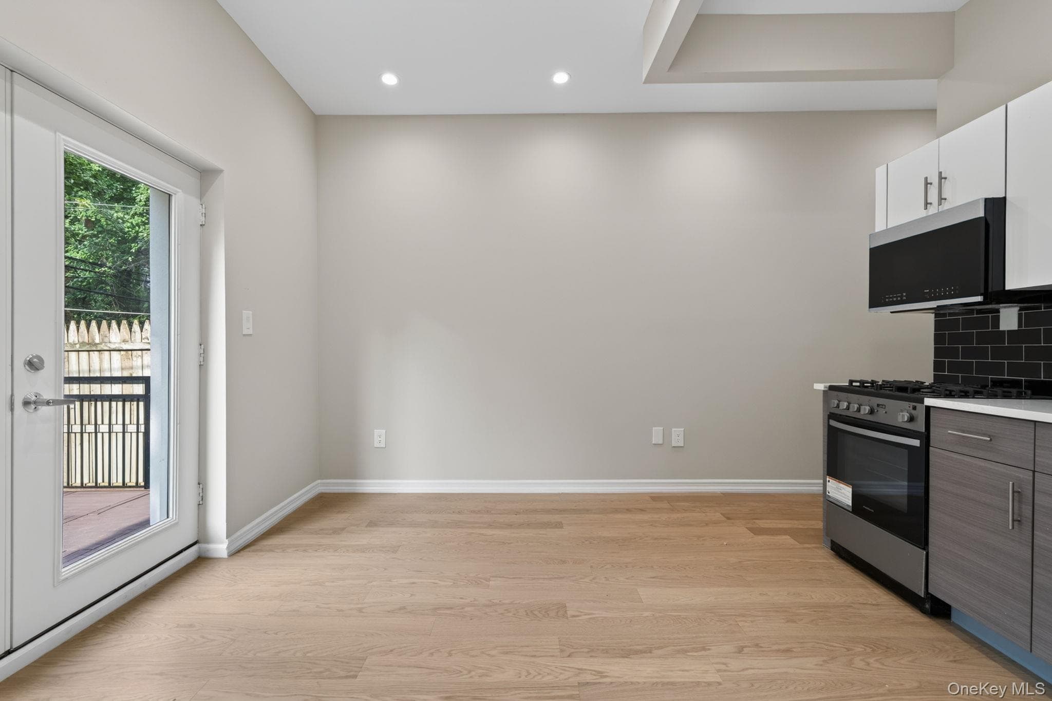 663 Macdonough Street thumbnail 7