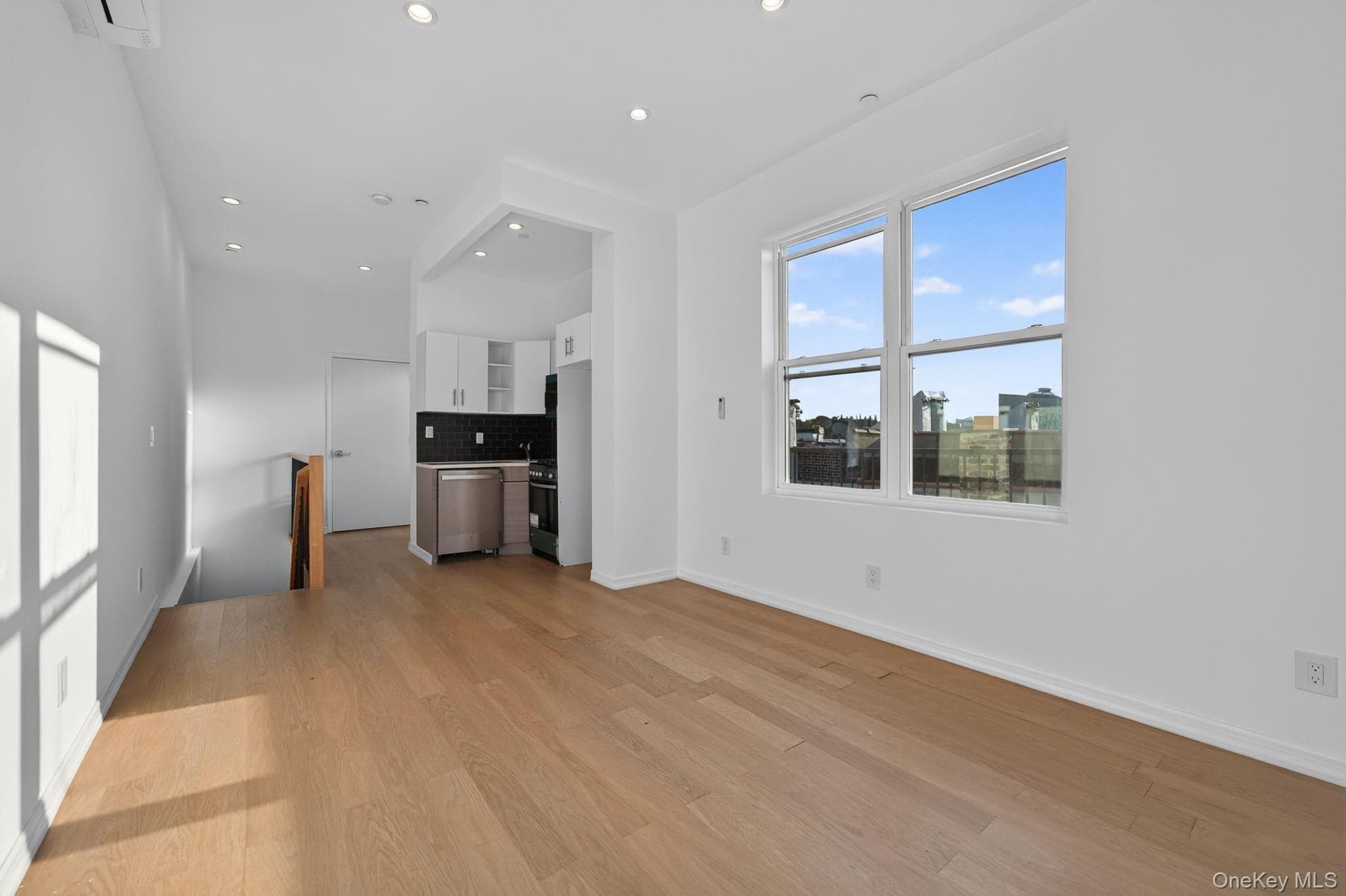 663 Macdonough Street thumbnail 27