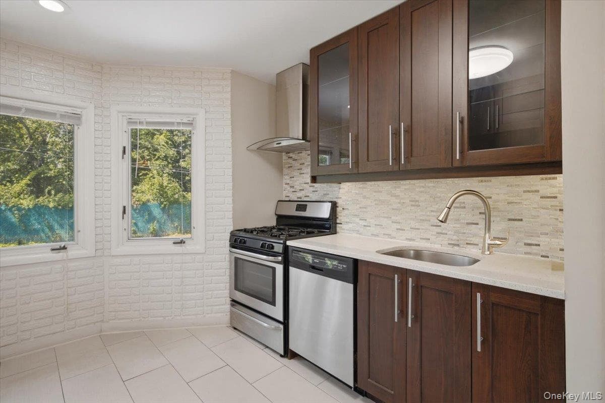 52 Blanche ST thumbnail 9