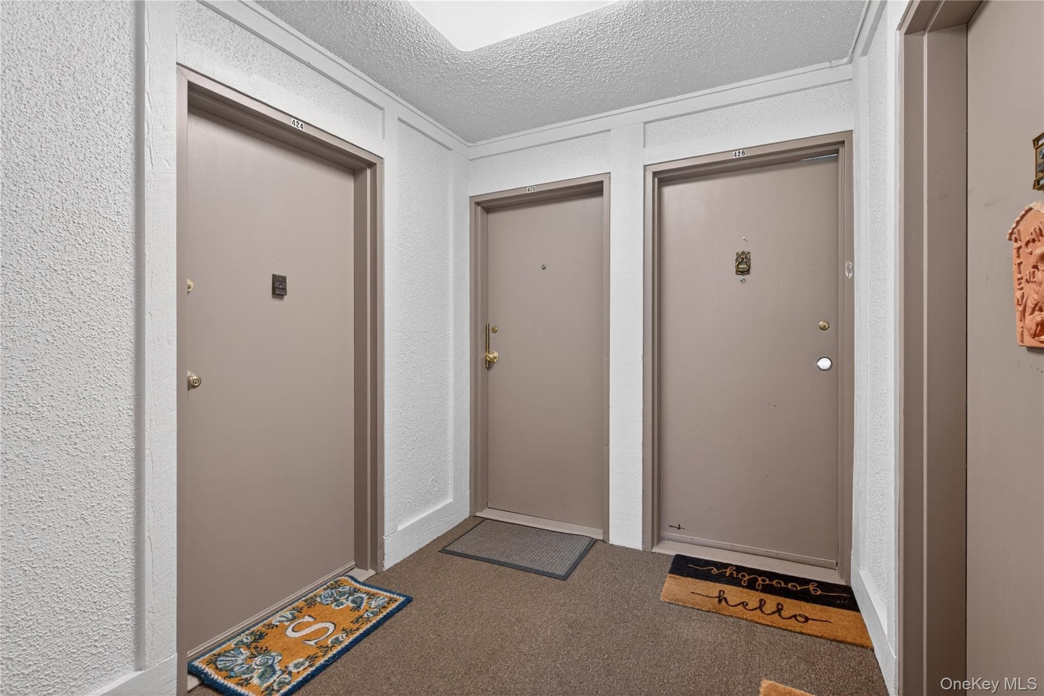 425 Sierra Vista Lane thumbnail 7