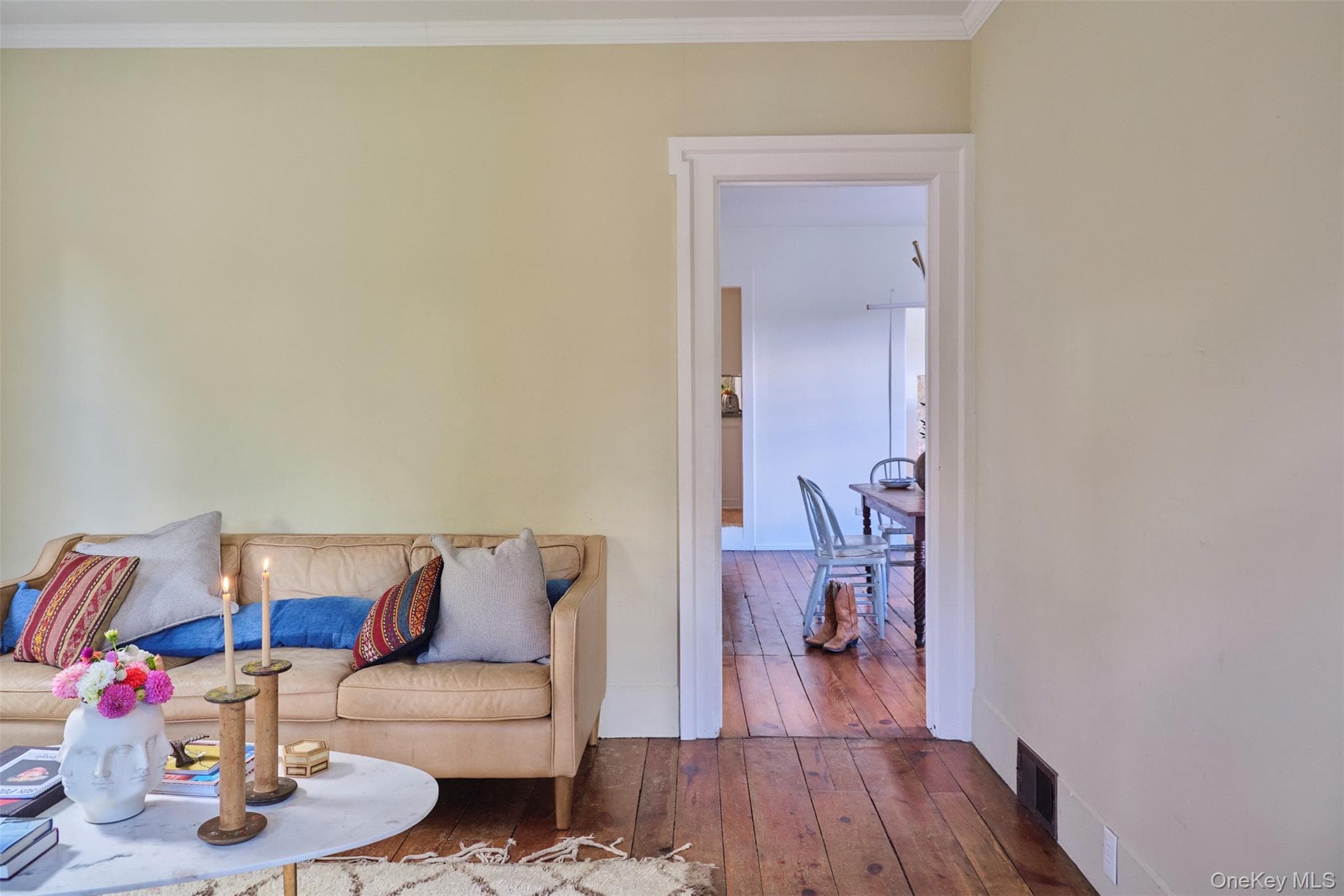82 Oak Street thumbnail 11