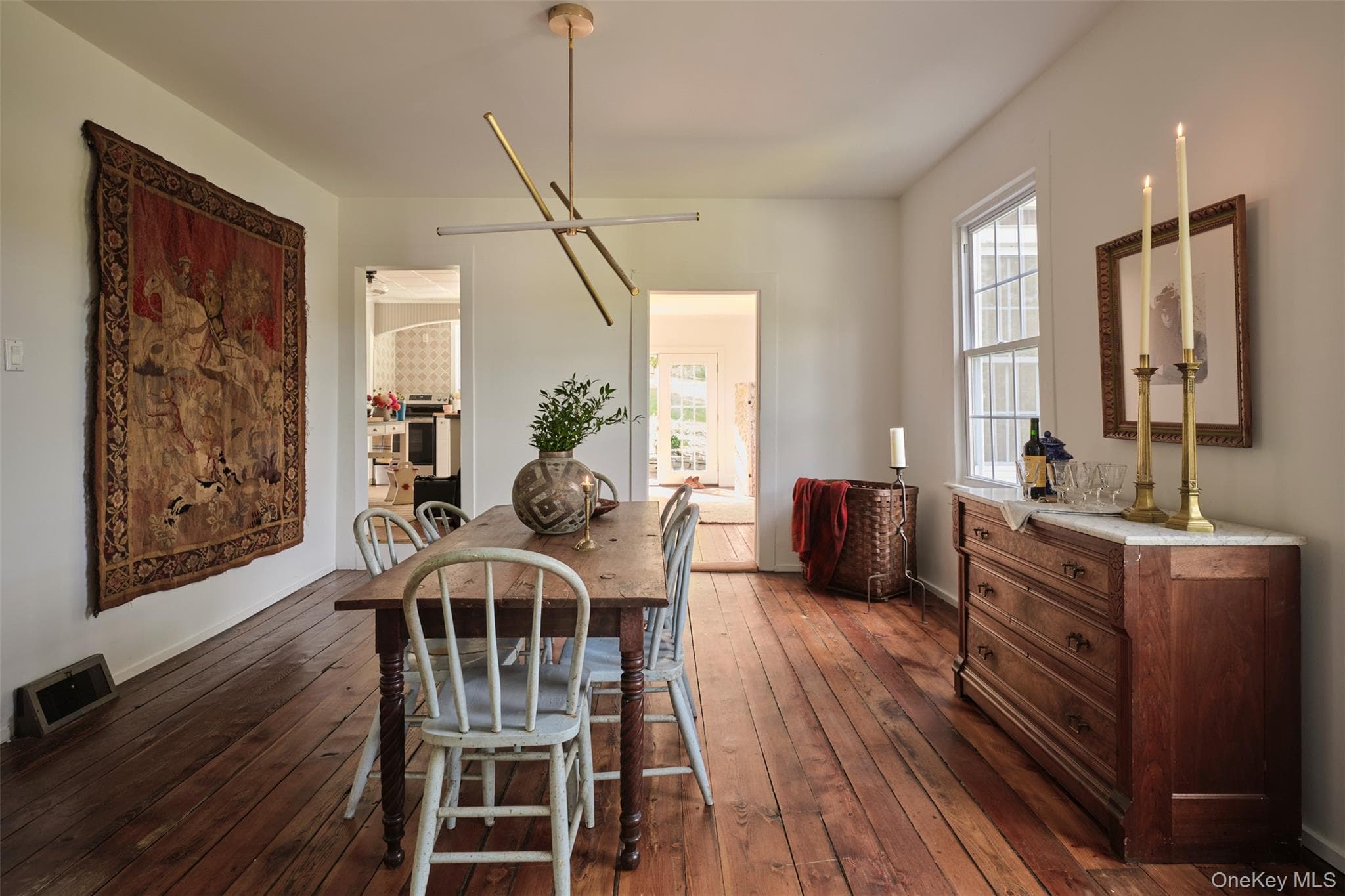 82 Oak Street thumbnail 3