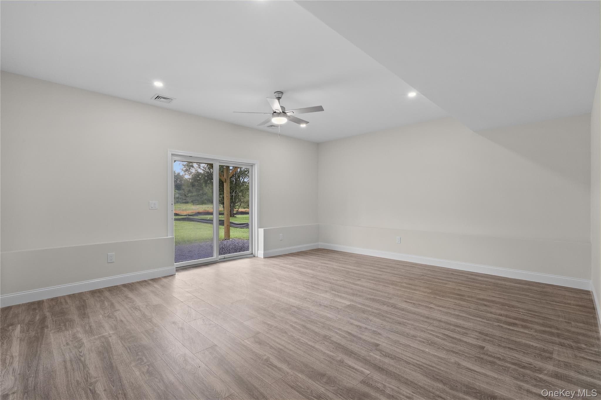109 Robinson Lane thumbnail 12
