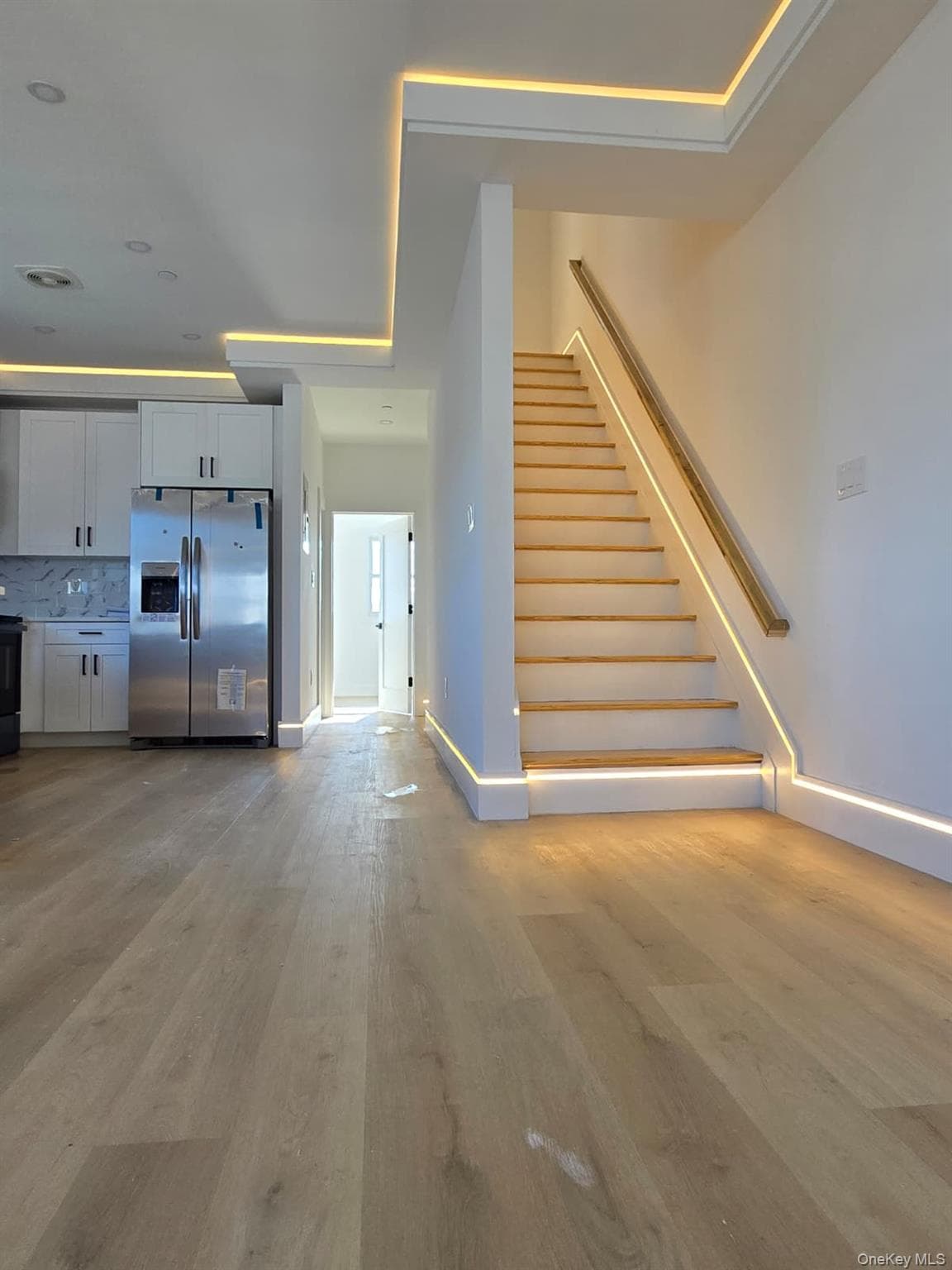 445 Beach 45th Street thumbnail 15