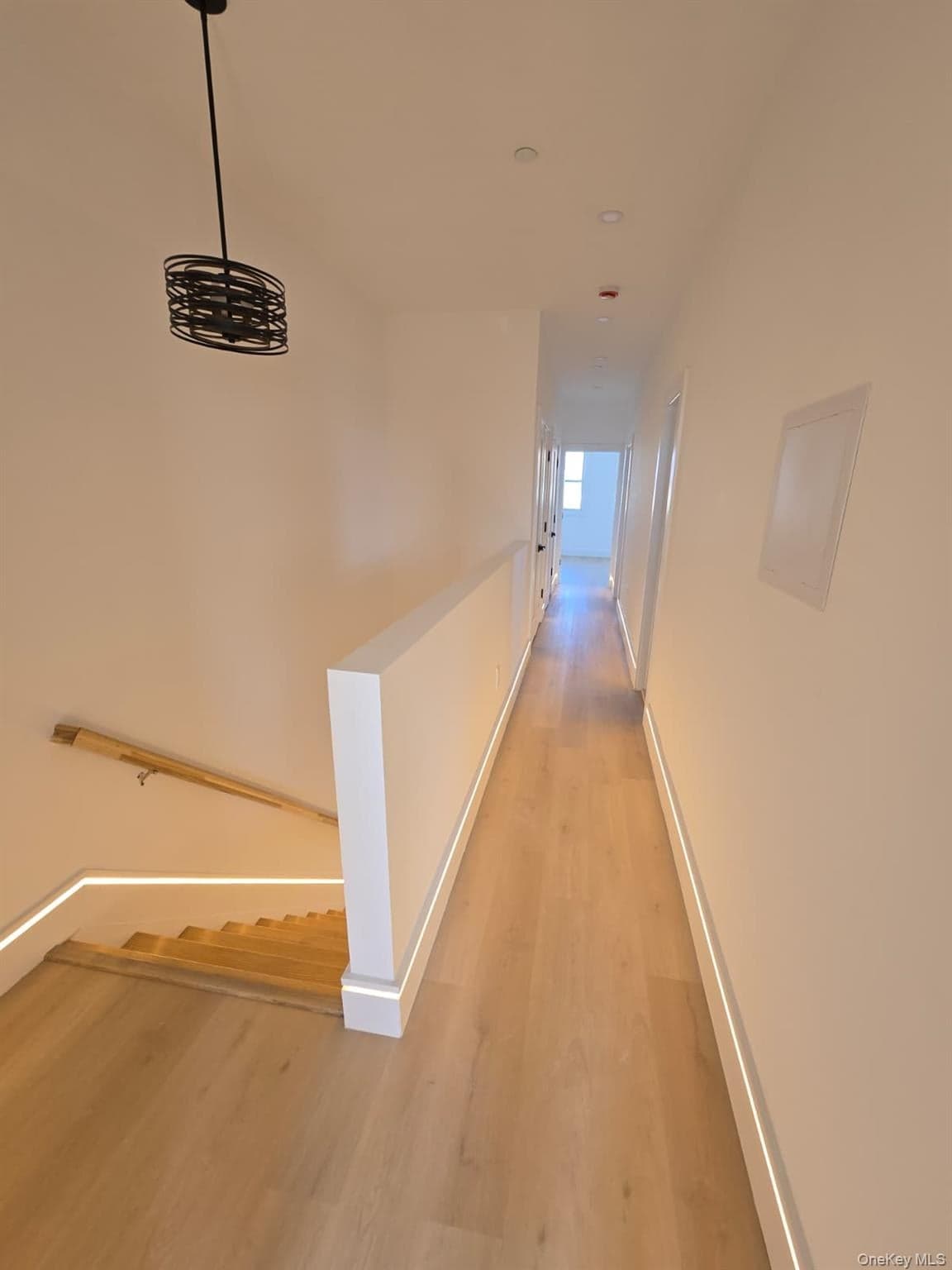 445 Beach 45th Street thumbnail 17
