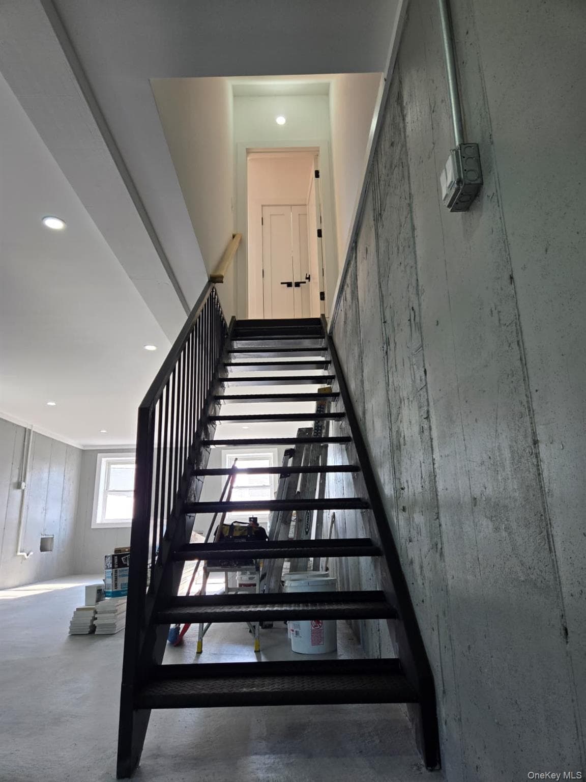 445 Beach 45th Street thumbnail 30
