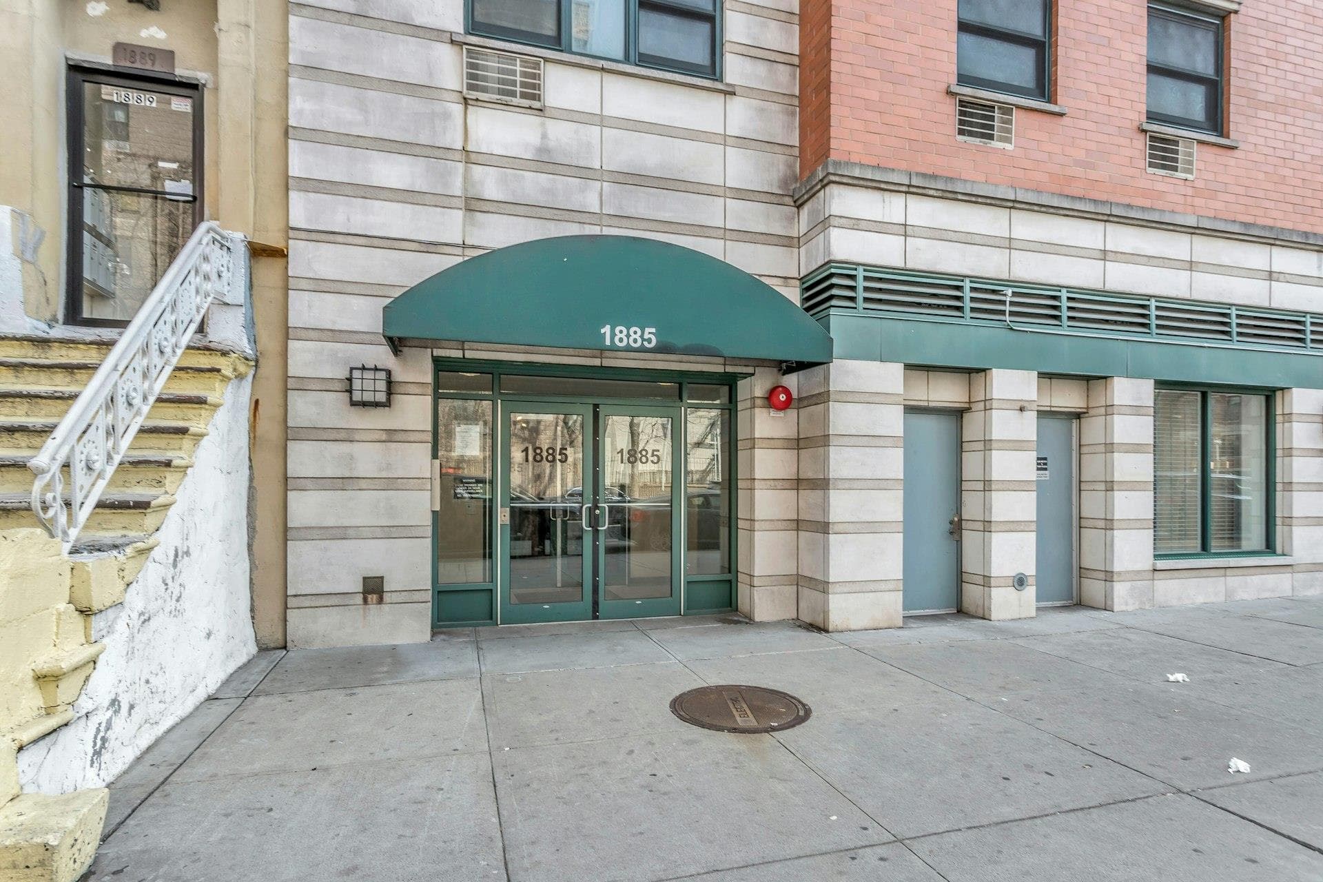 1885 Lexington Avenue Unit: 5B thumbnail 2