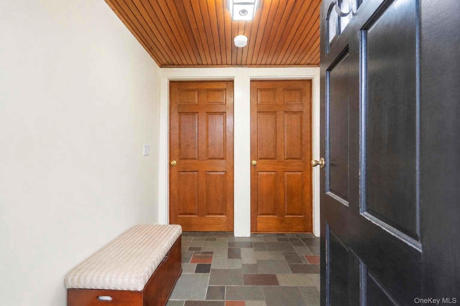 139 N 11th Street thumbnail 3