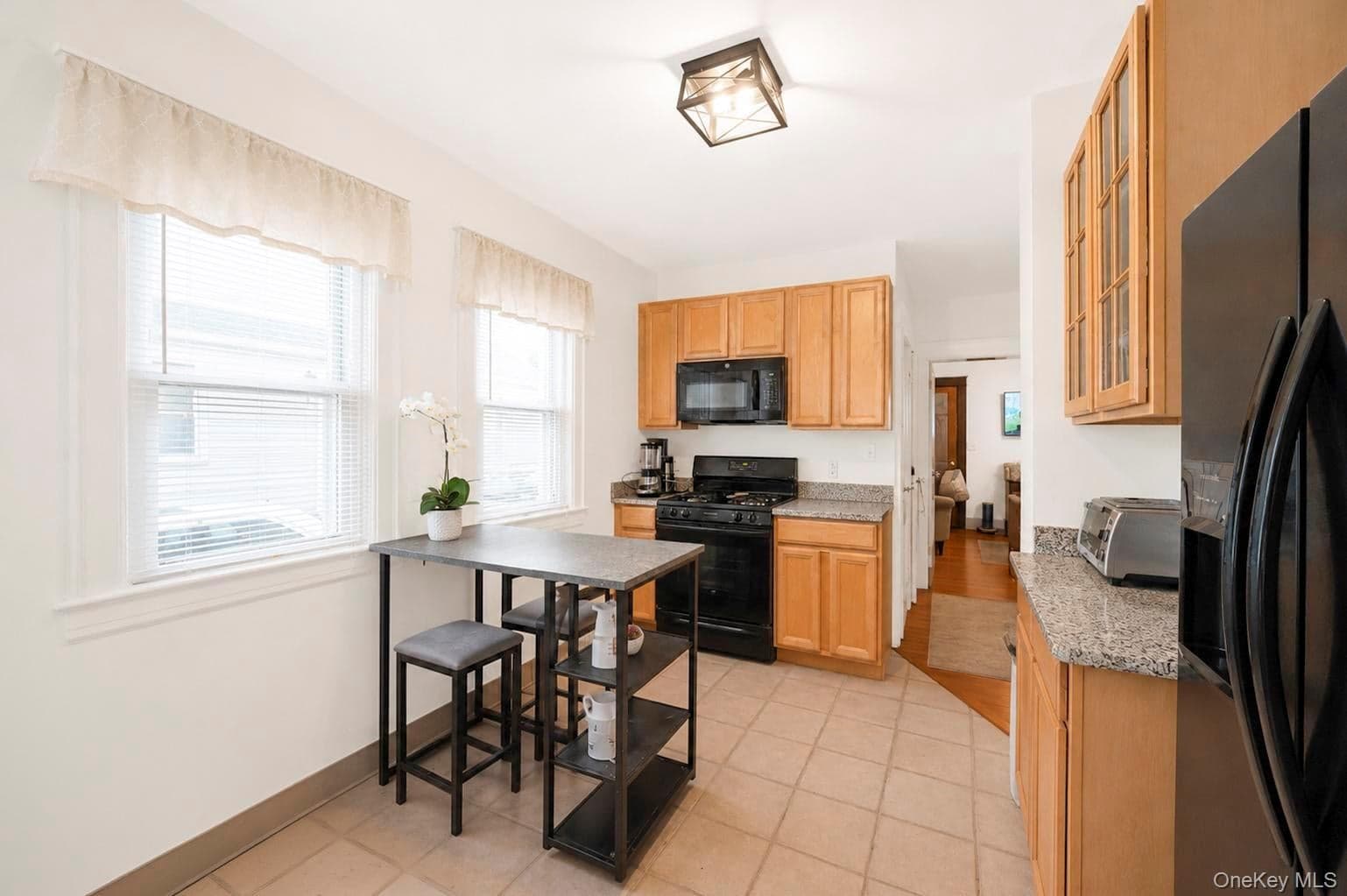 139 N 11th Street thumbnail 8