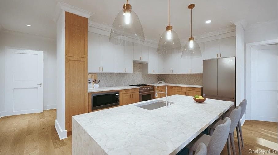 370 Underhill Avenue thumbnail 7