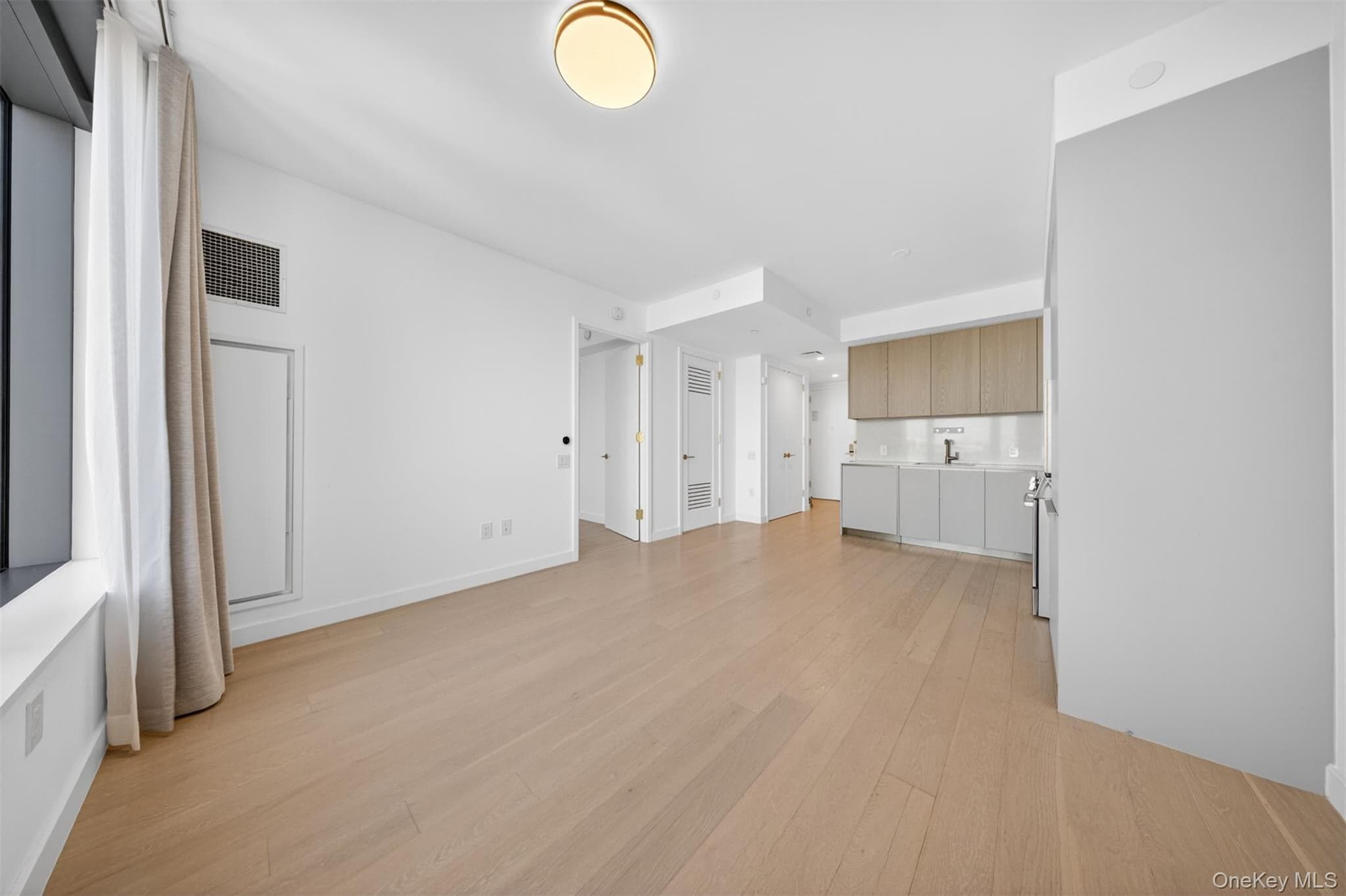 3 Court Square Unit: 5005 thumbnail 7