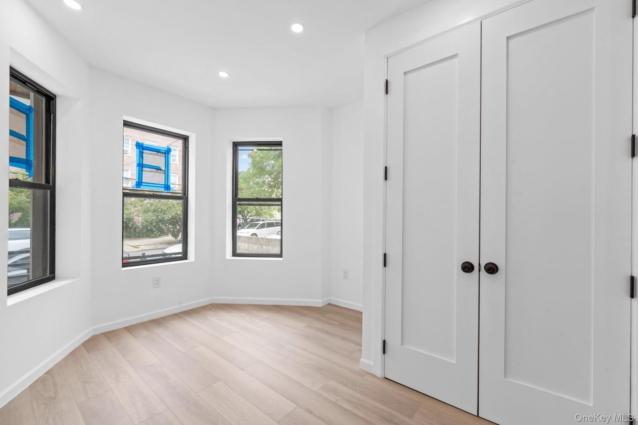 35 Euclid Avenue thumbnail 11