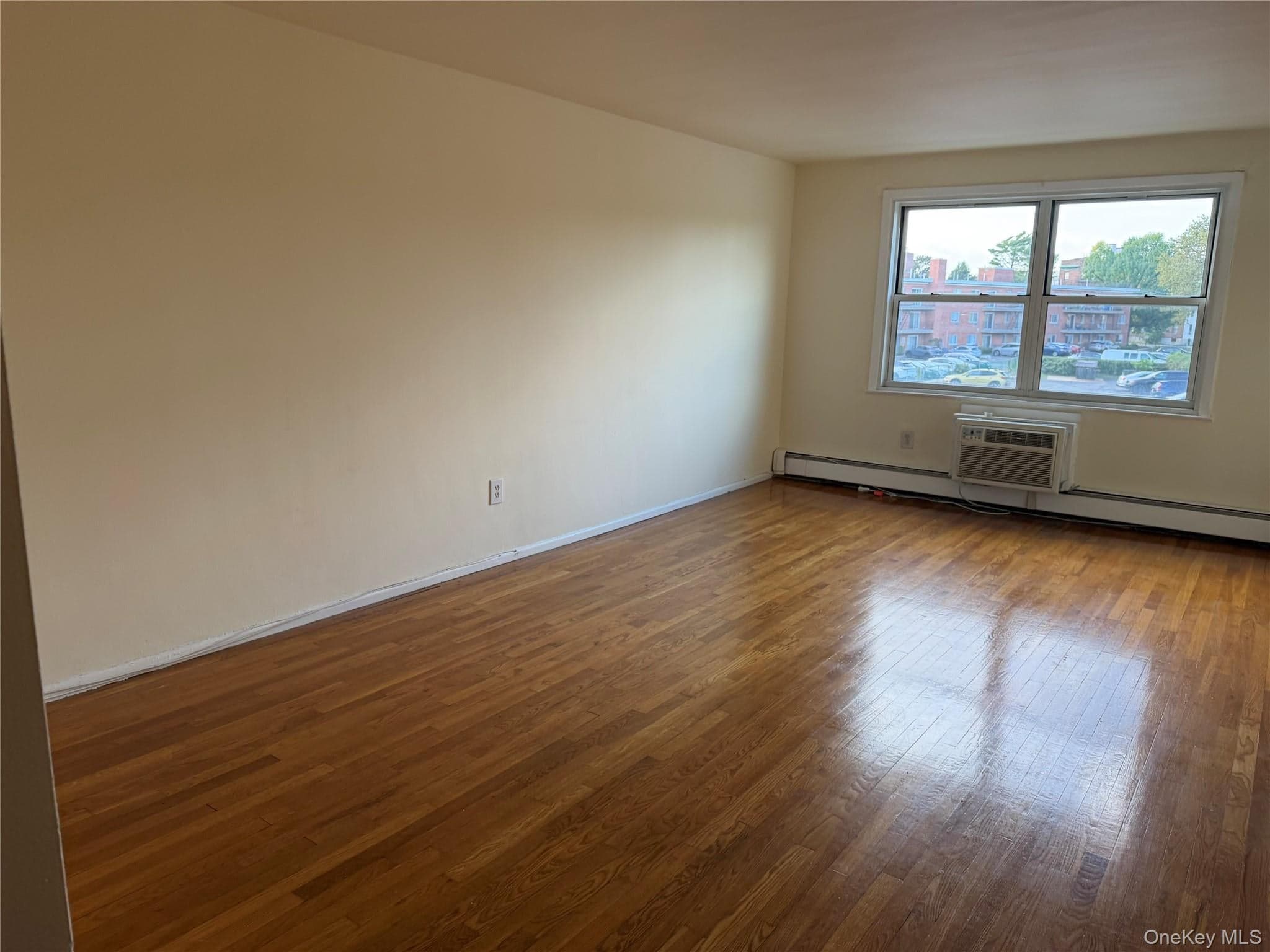 120 S Park Avenue Unit: 2-B thumbnail 5