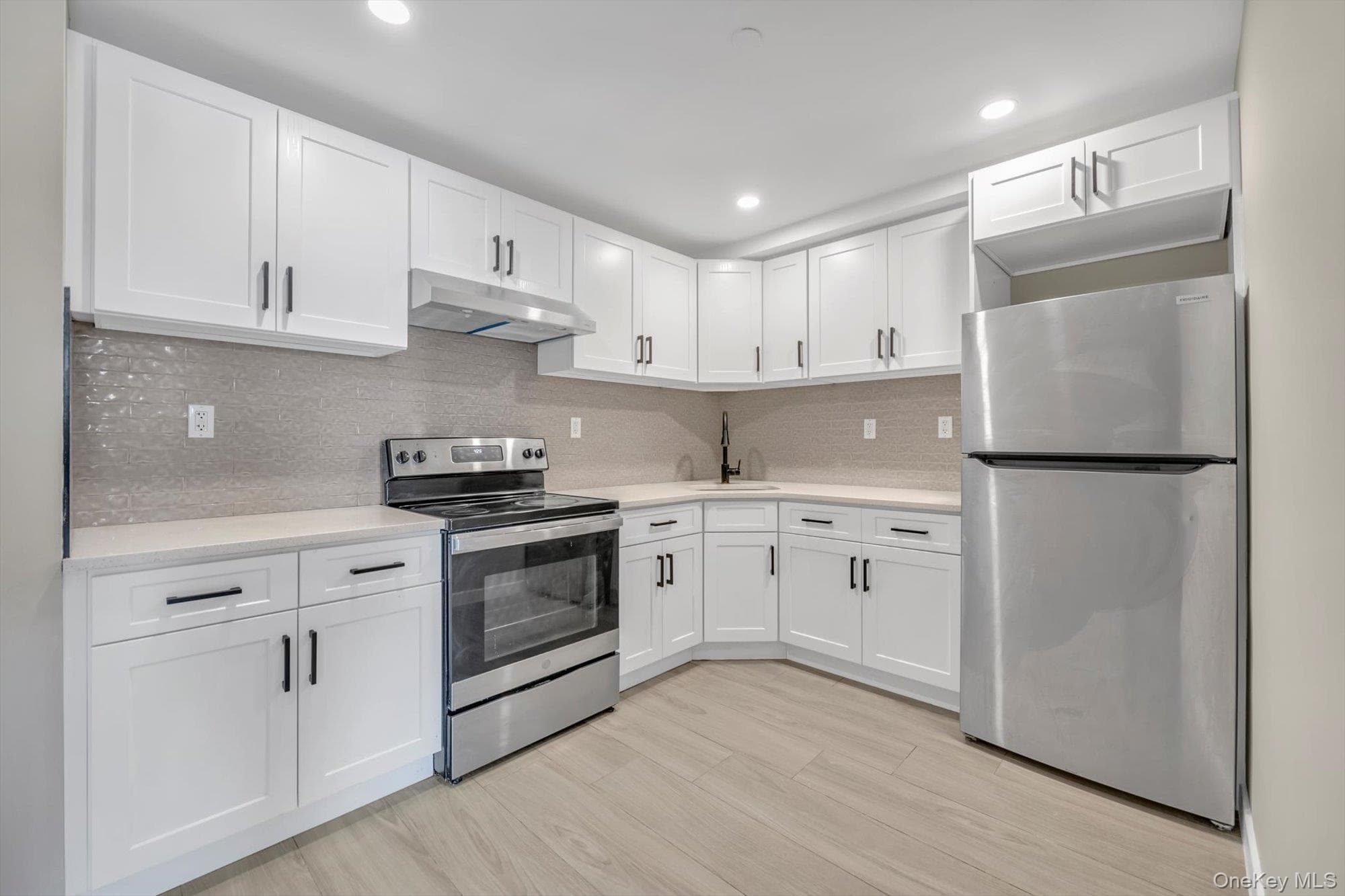 55-40 97 Place Pl Unit: 3A thumbnail 5