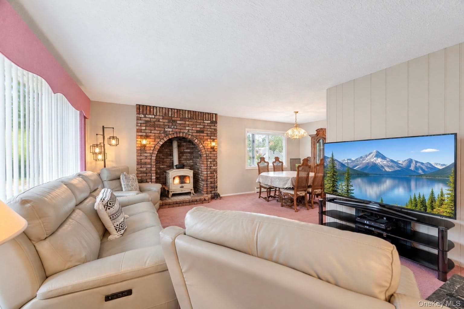 355 W Islip Boulevard thumbnail 16