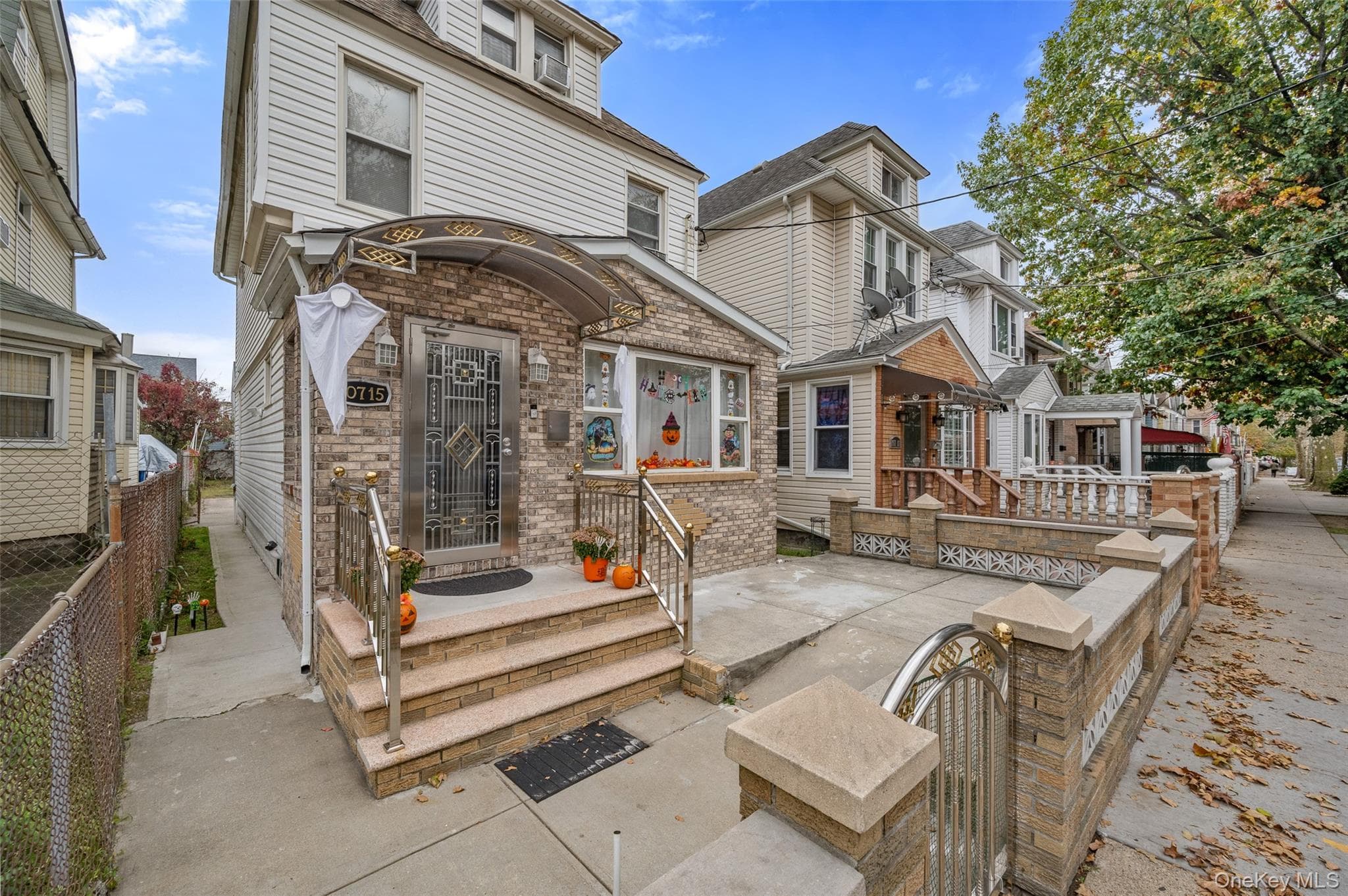 10715 Lefferts Boulevard, Richmond Hill S.