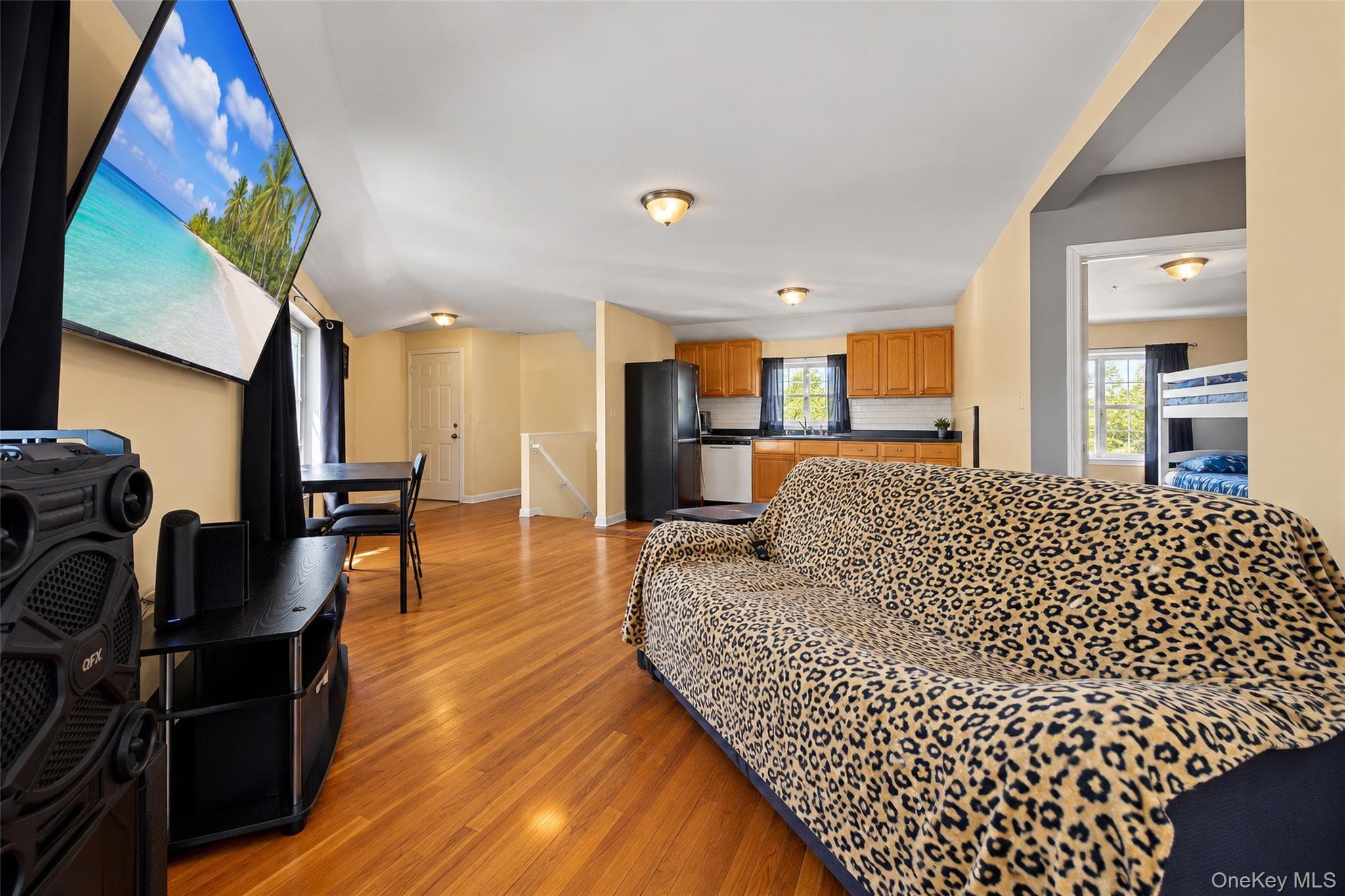577 Aztec Place thumbnail 3