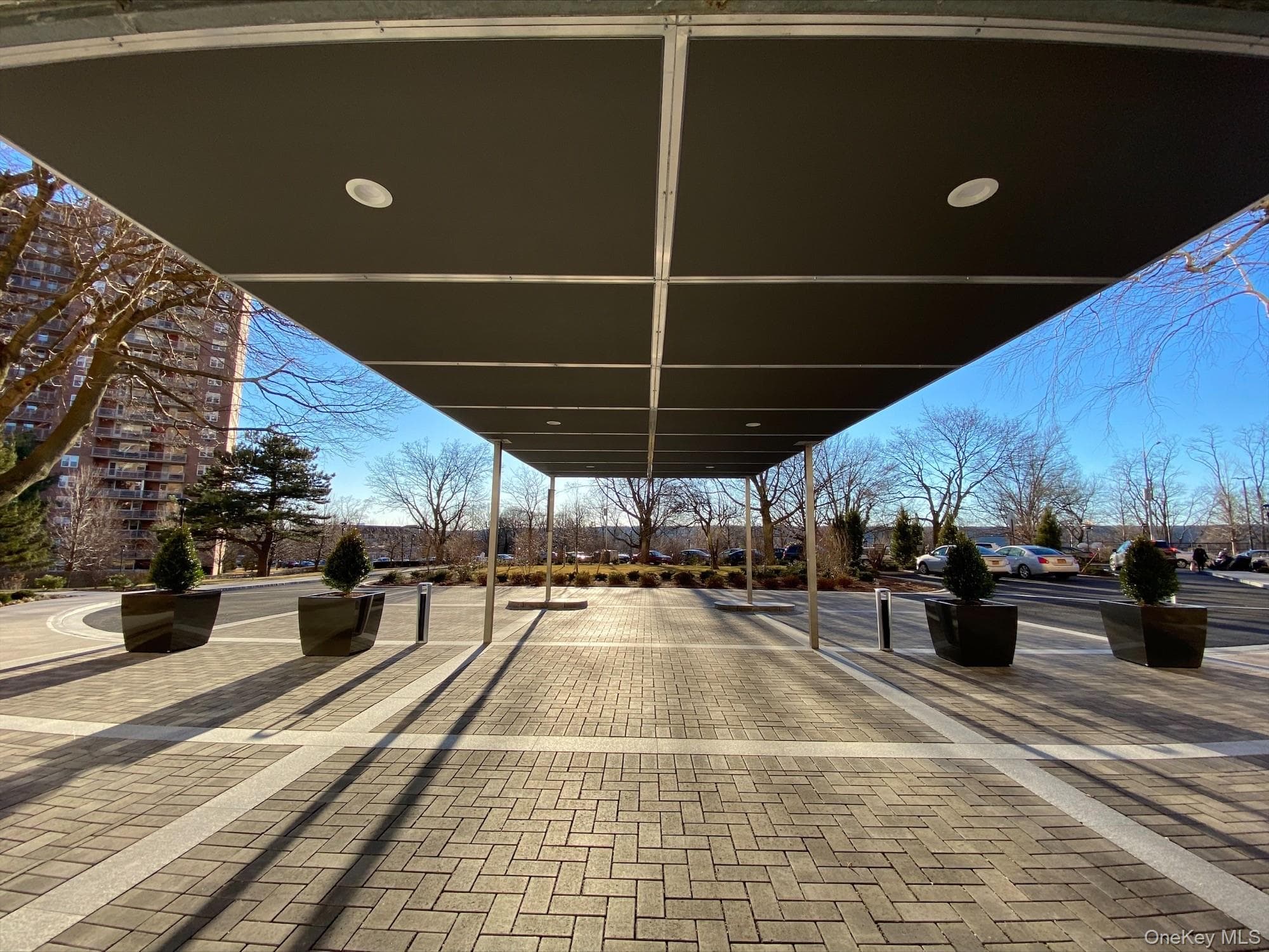 5800 Arlington Avenue Unit: 16N thumbnail 9