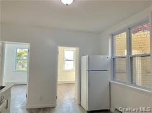 7405 18 Avenue thumbnail 7