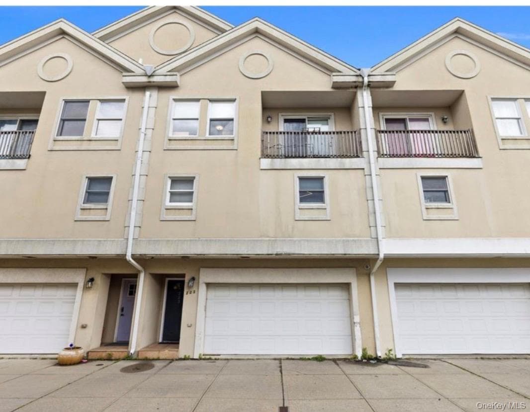223 Beach 3rd Street, Far Rockaway